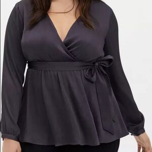 Torrid gray shiny long sleeve wrap style blouse beautiful size XXL